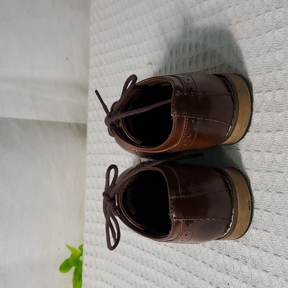 Stacy Addams Dickinson cap toe Oxford cognac boys size 9M - Picture 4 of 8